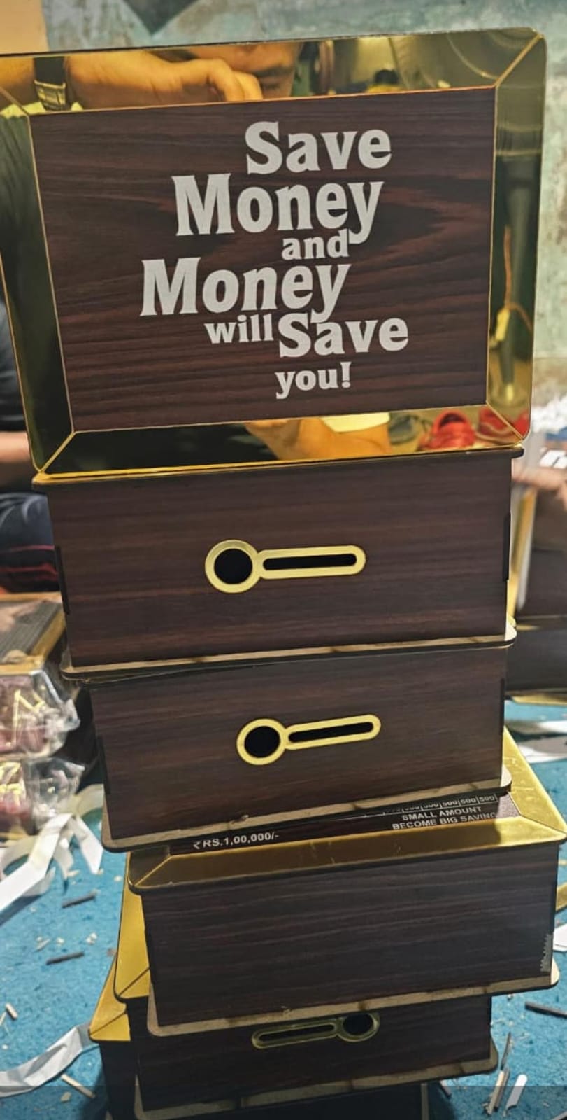 WOOD MONEY BANK