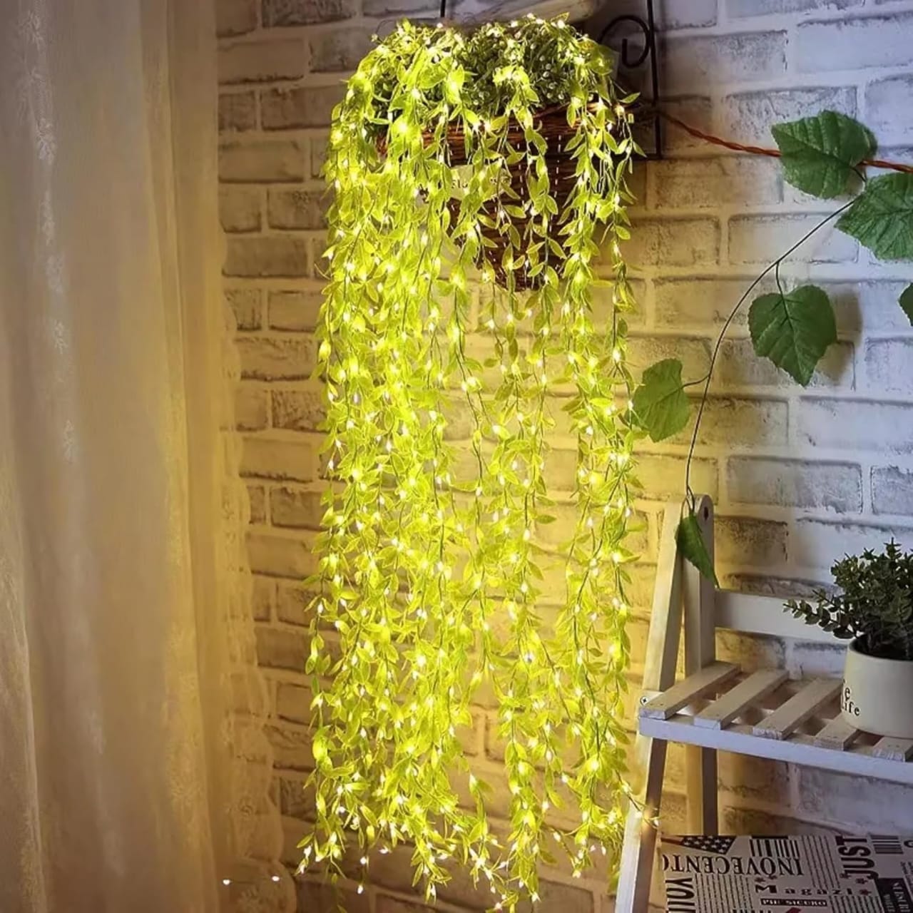 LEAF CURTAIN LIGHT